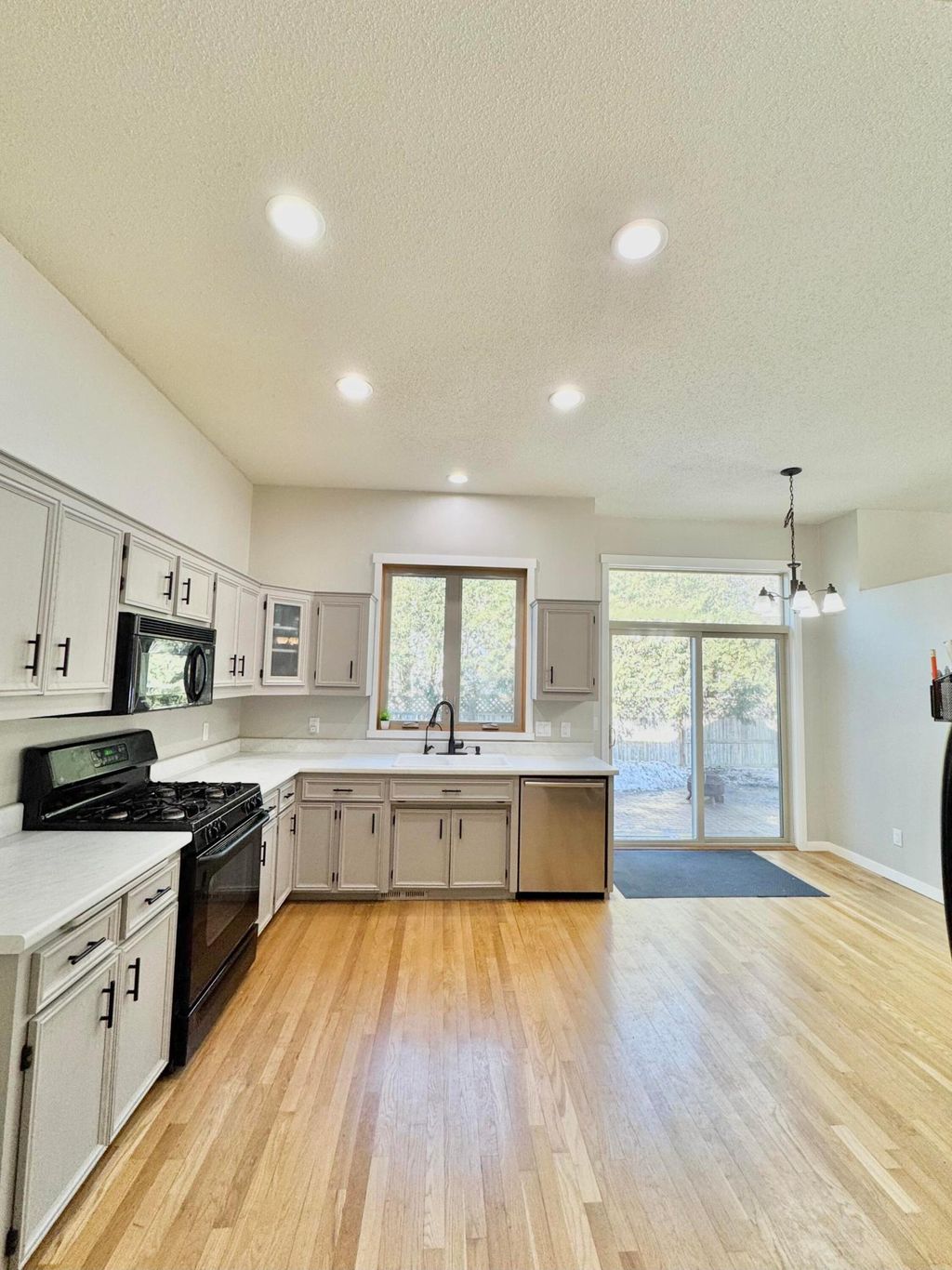 Photo of 8561 Flamingo Drive, Chanhassen, MN 55317 (MLS # 7021548)