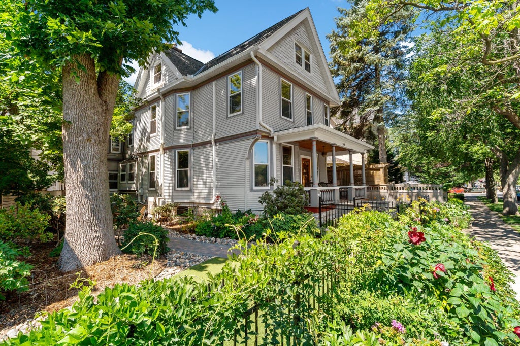 Photo of 2400 Irving Avenue S, Minneapolis, MN 55405 (MLS # 7138140)