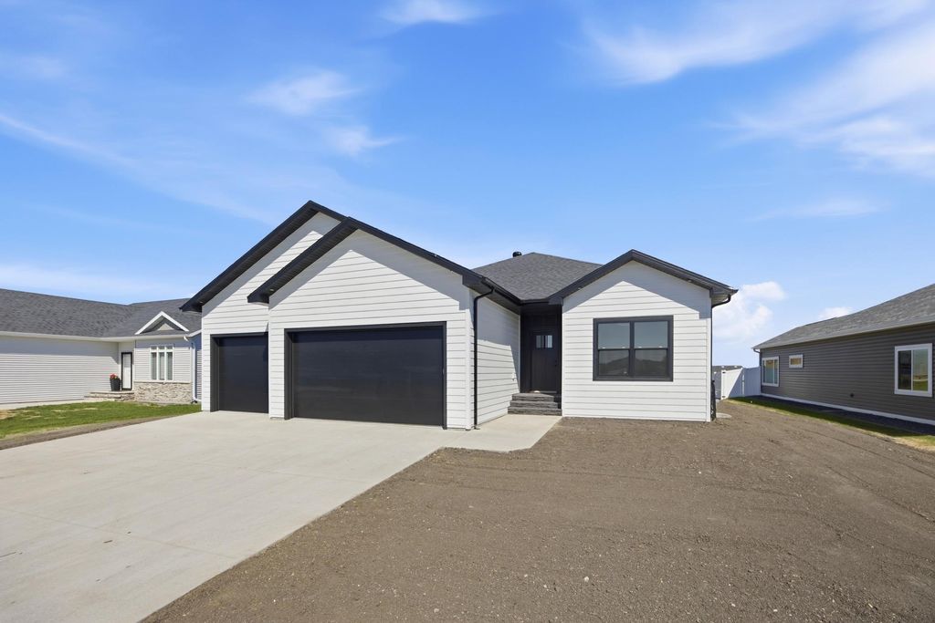Photo of 2232 44th Street S, Moorhead, MN 56560 (MLS # 7073480)