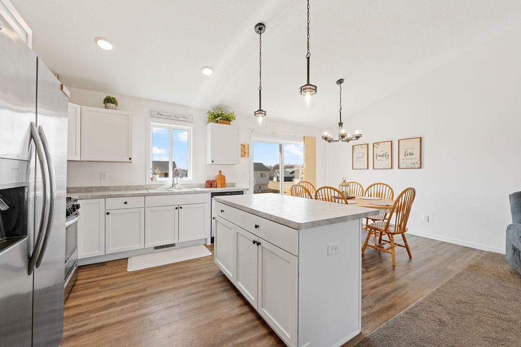 Photo of 423 Eagle Street NW, Isanti, MN 55040 (MLS # 7073741)