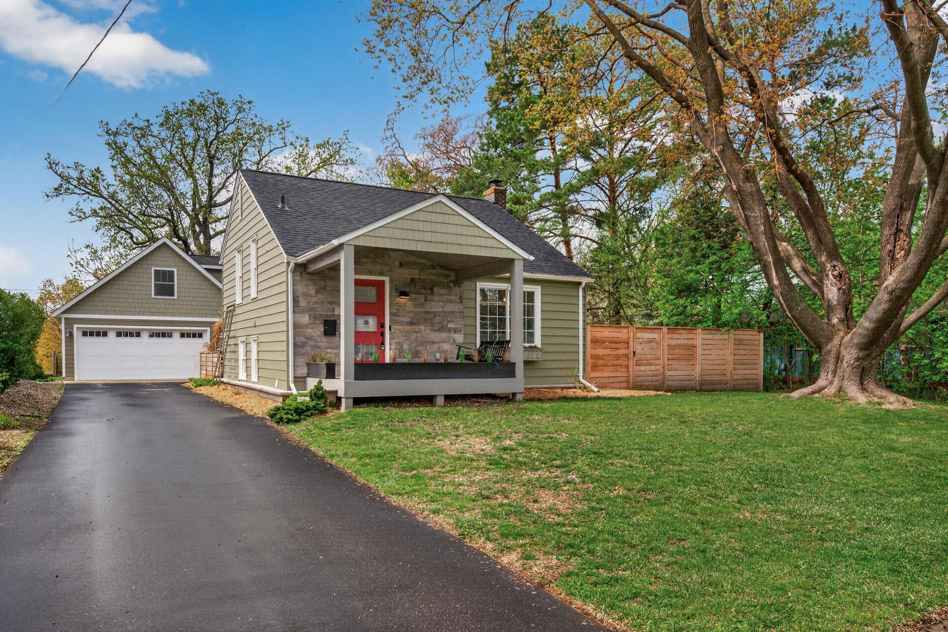 2506 Beverly Road