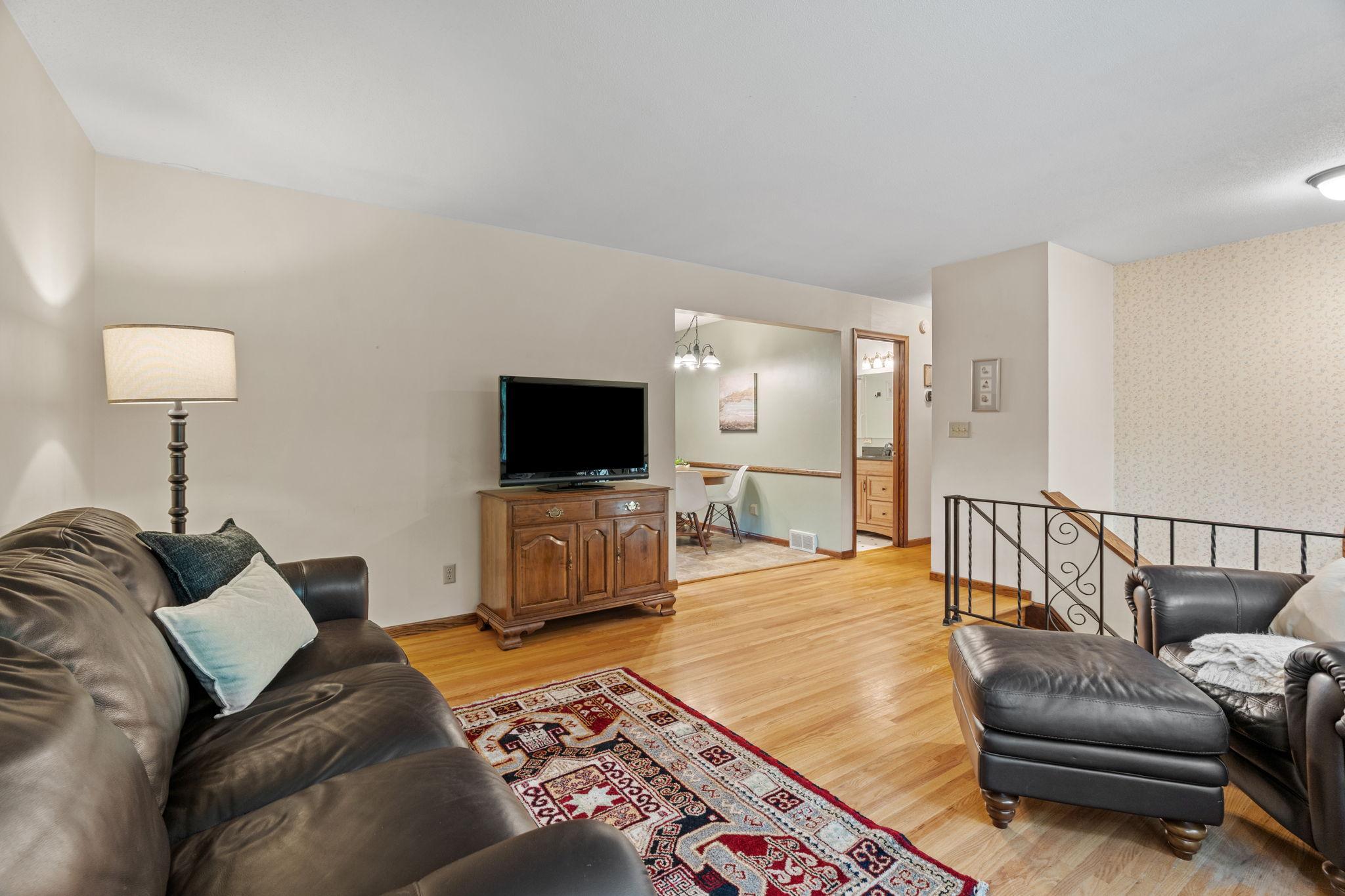 2207 Orchard Lane