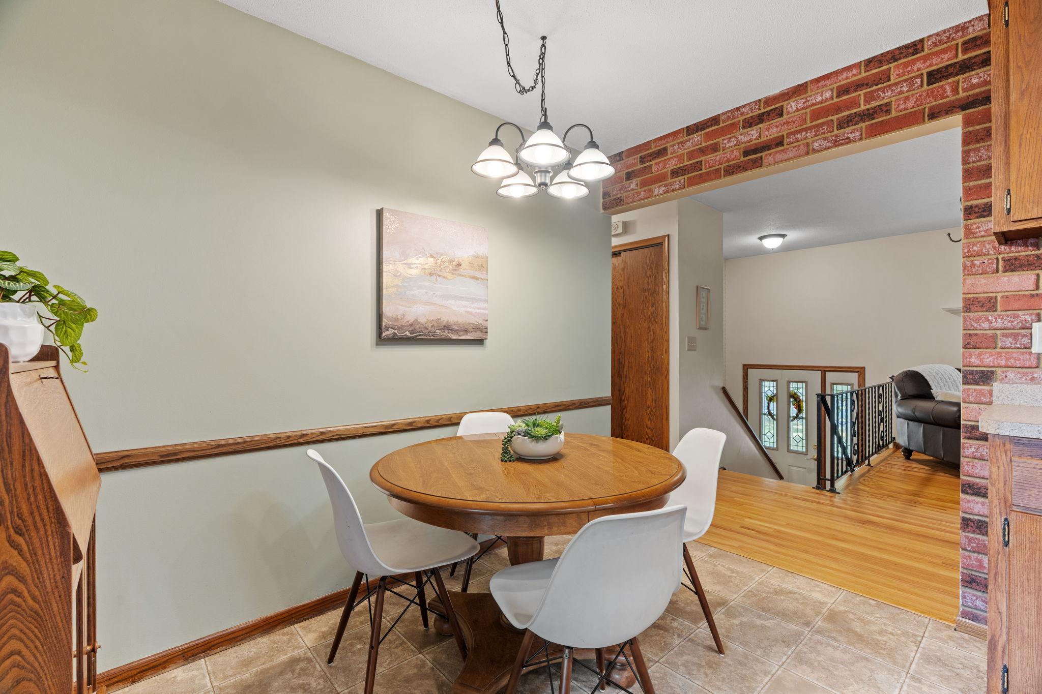 2207 Orchard Lane