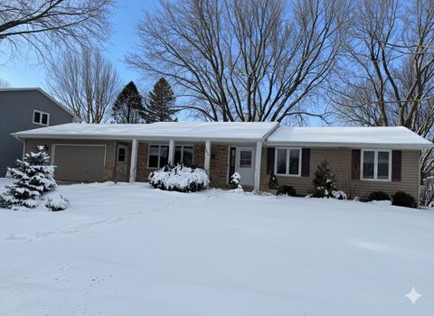 6065 Oakwood Road Woodbury MN 55125