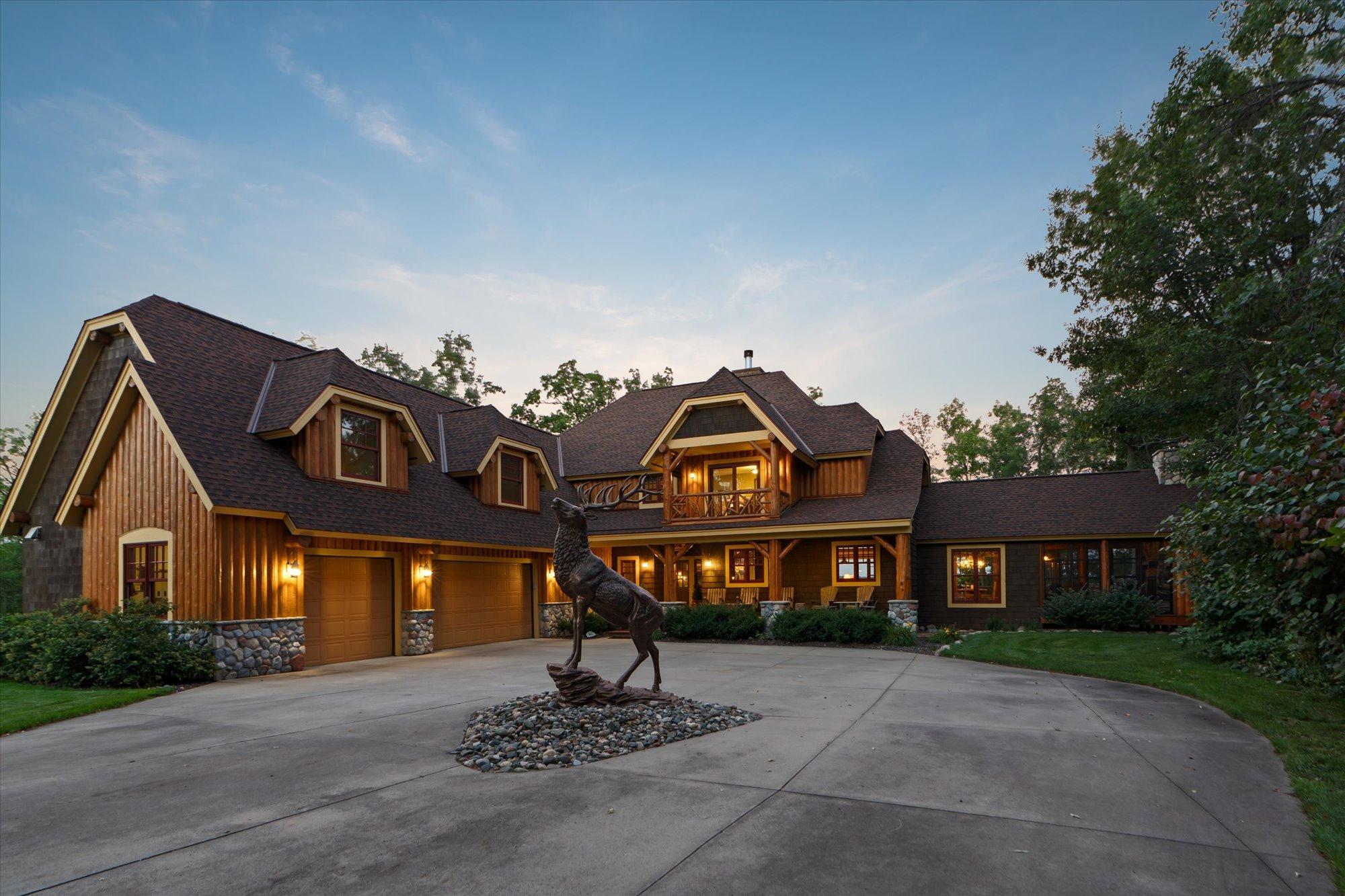 38042 Donaldson Point