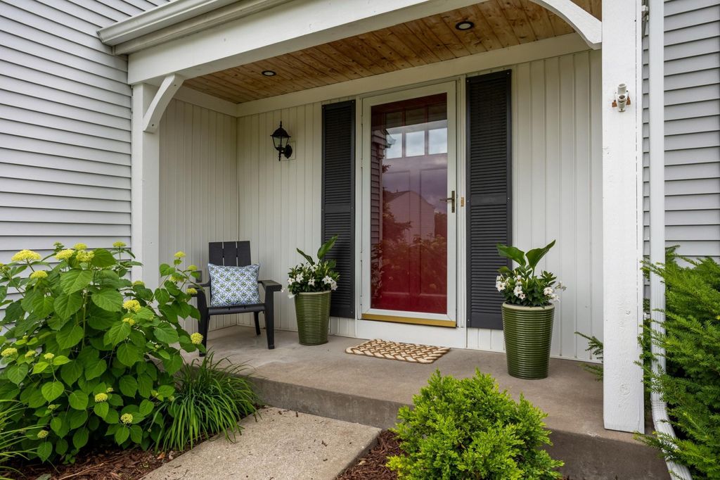 Photo of 3145 Copper Oaks Trail, Woodbury, MN 55125 (MLS # 7095293)
