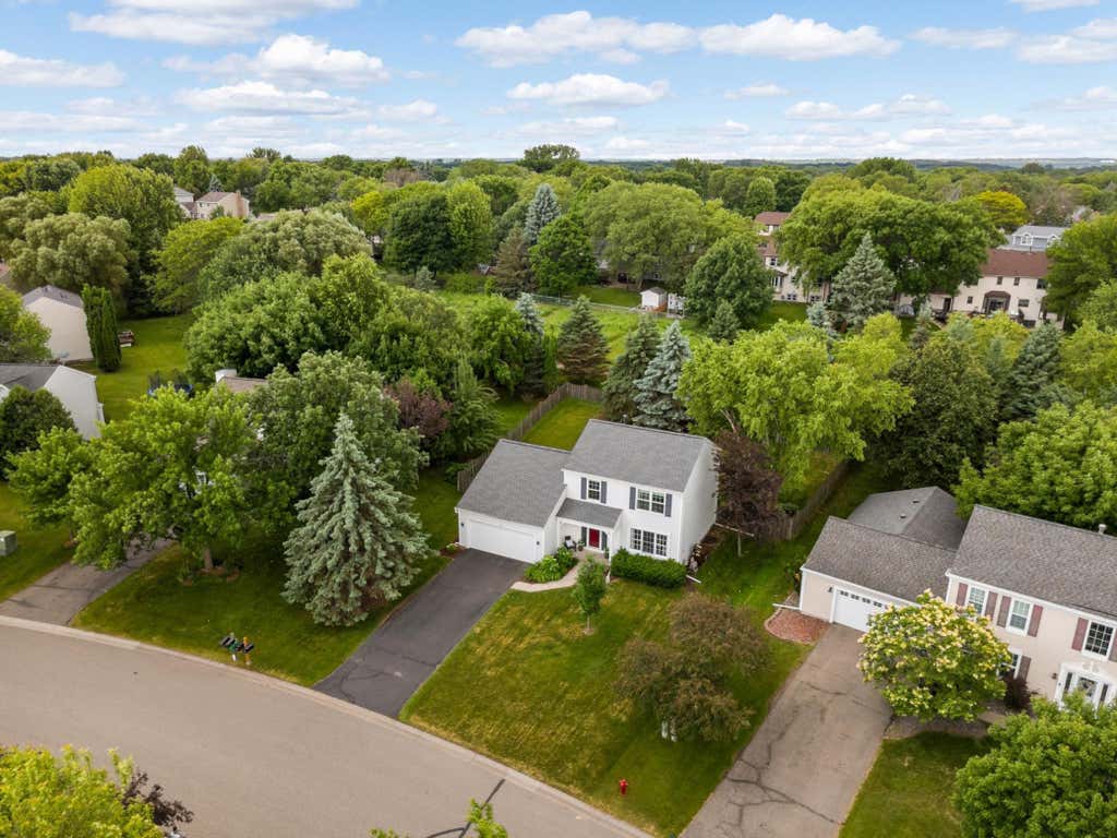 Photo of 3145 Copper Oaks Trail, Woodbury, MN 55125 (MLS # 7095293)