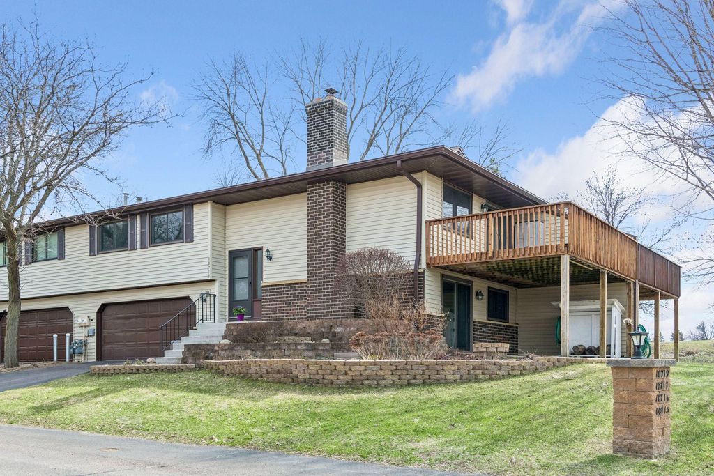 Photo of 10719 Yukon Avenue S, Bloomington, MN 55438 (MLS # 7052254)