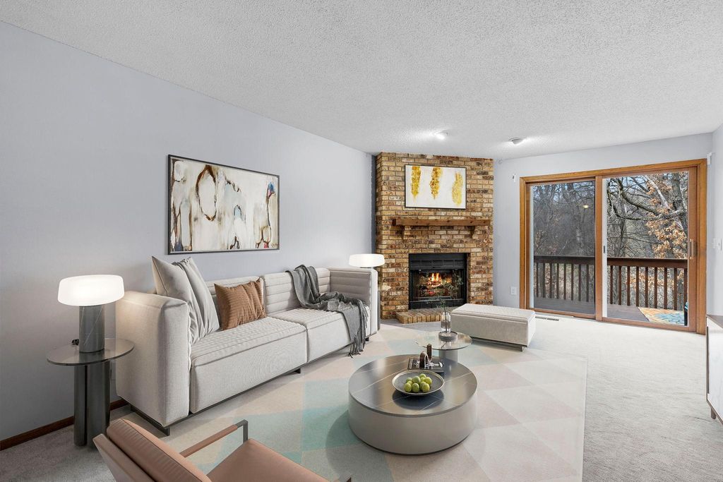 Photo of 929 Oakwood Heights Circle #6, Eagan, MN 55123 (MLS # 7038262)