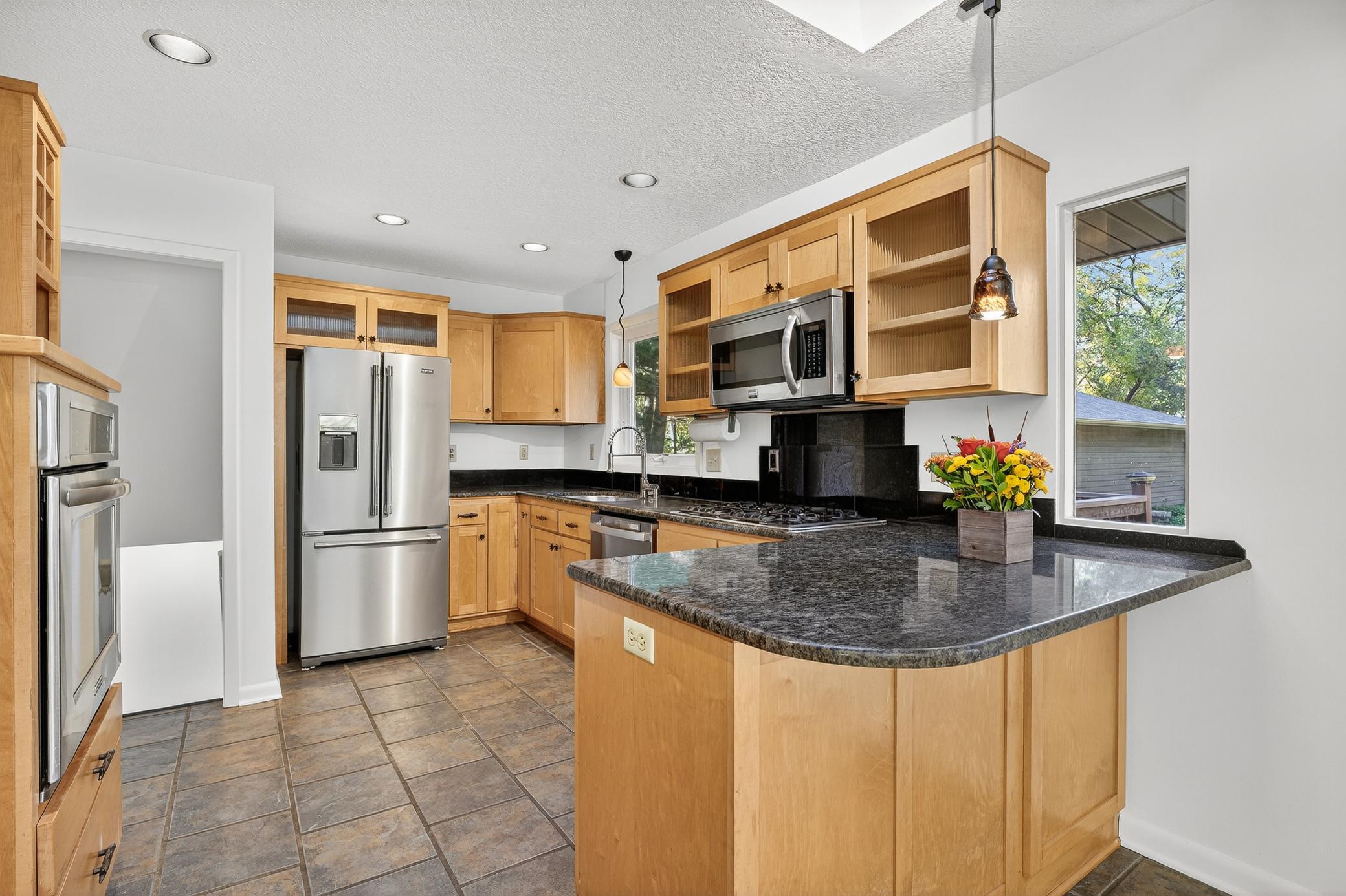 4930 Winsdale Street N