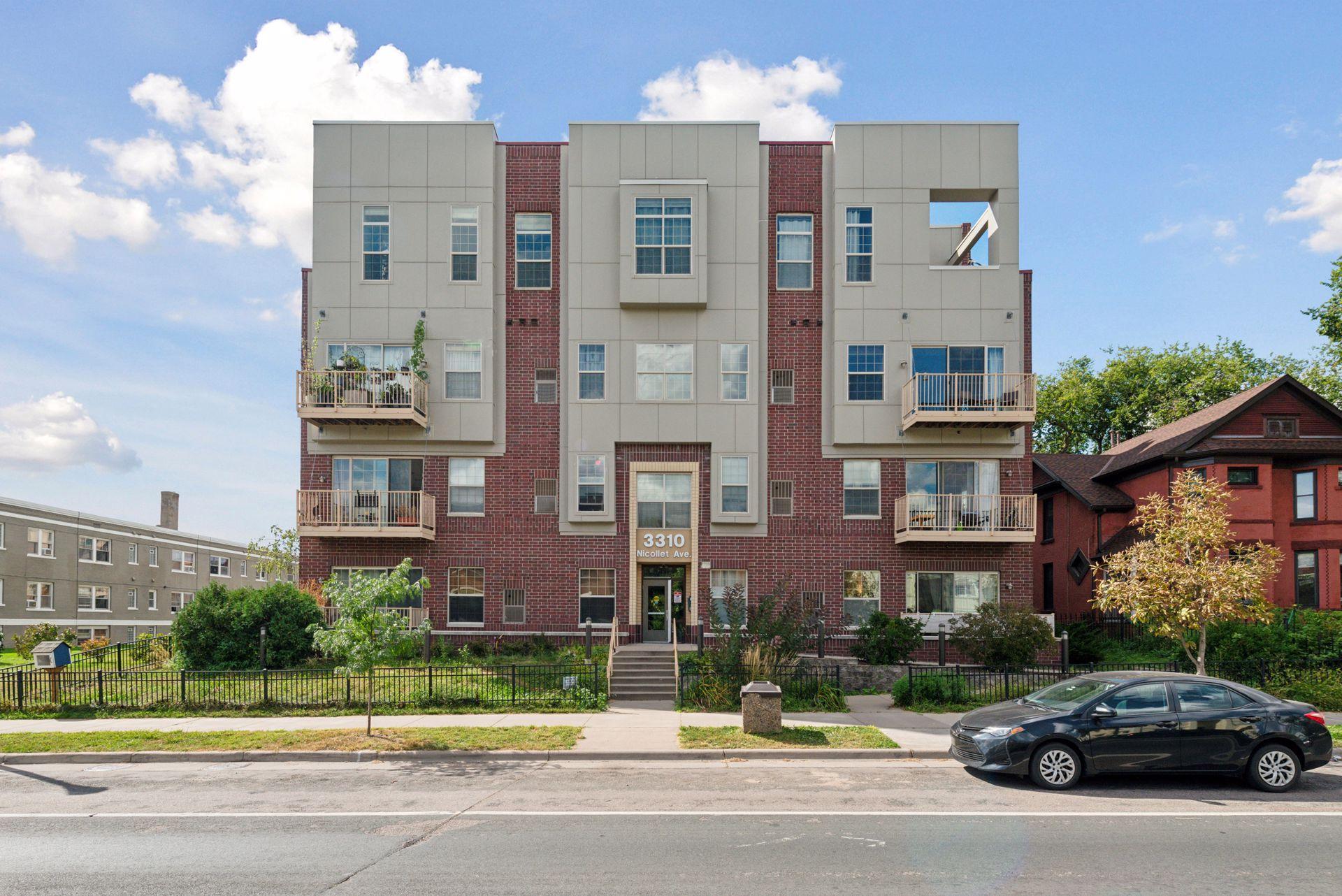 3310 Nicollet Avenue 302