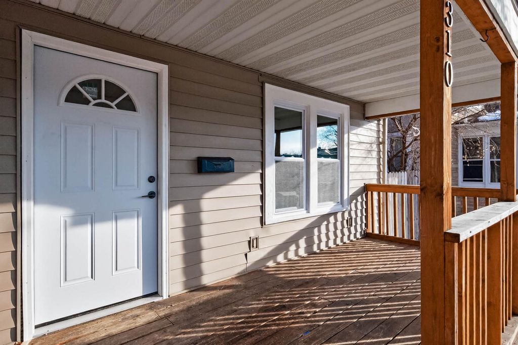 Photo of 1310 Rice Street, Saint Paul, MN 55117 (MLS # 7002747)