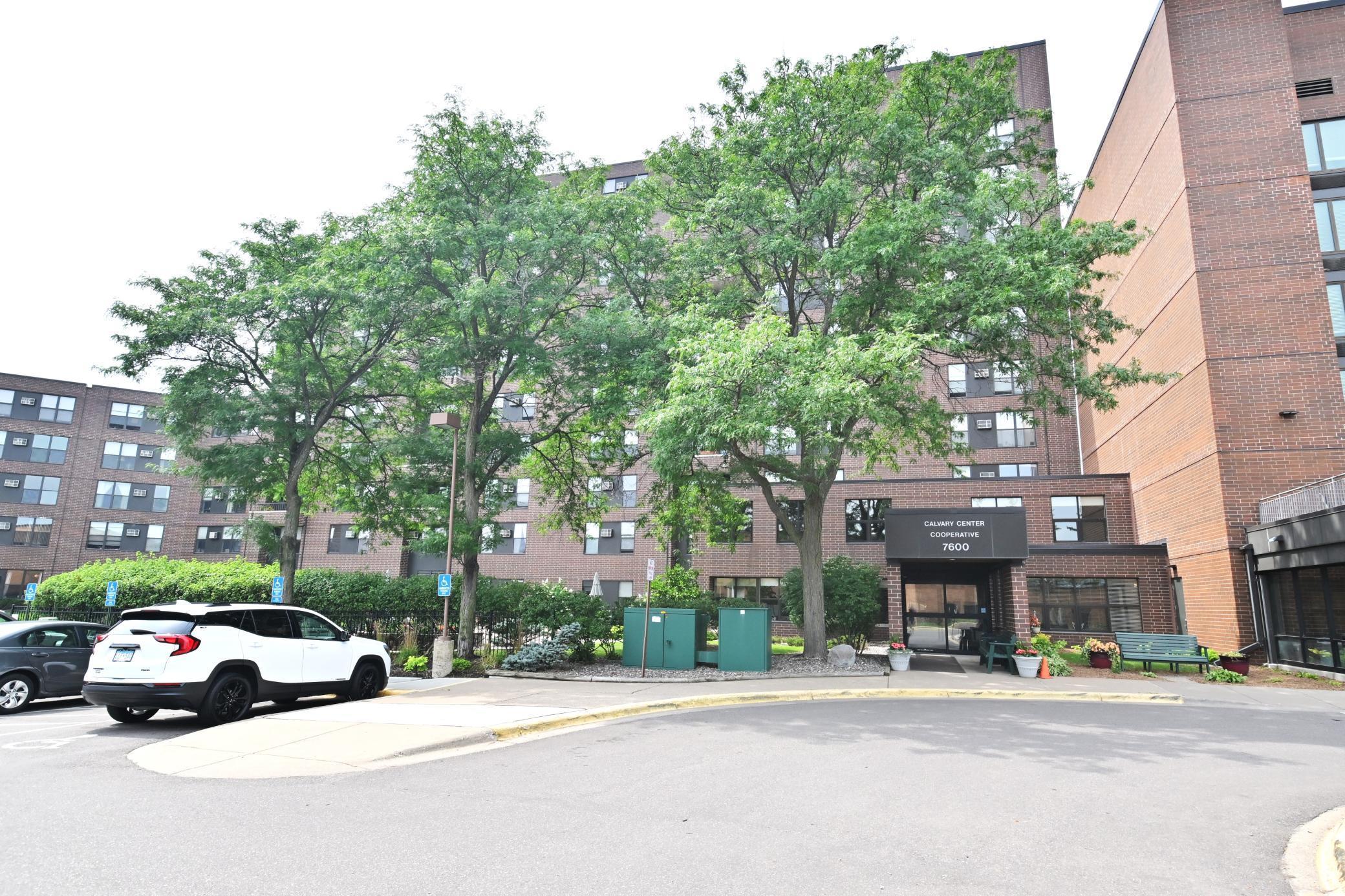 7600 Golden Valley Road 510