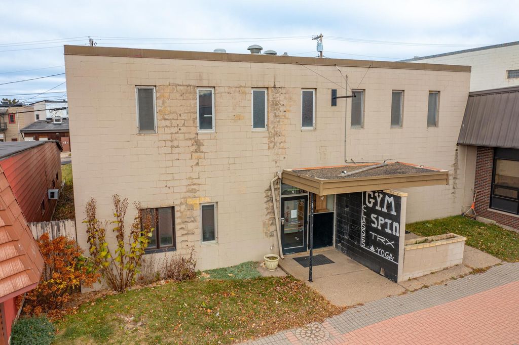 Photo of 29 E Chapman Street St E, Ely, MN 55731 (MLS # 6823726)