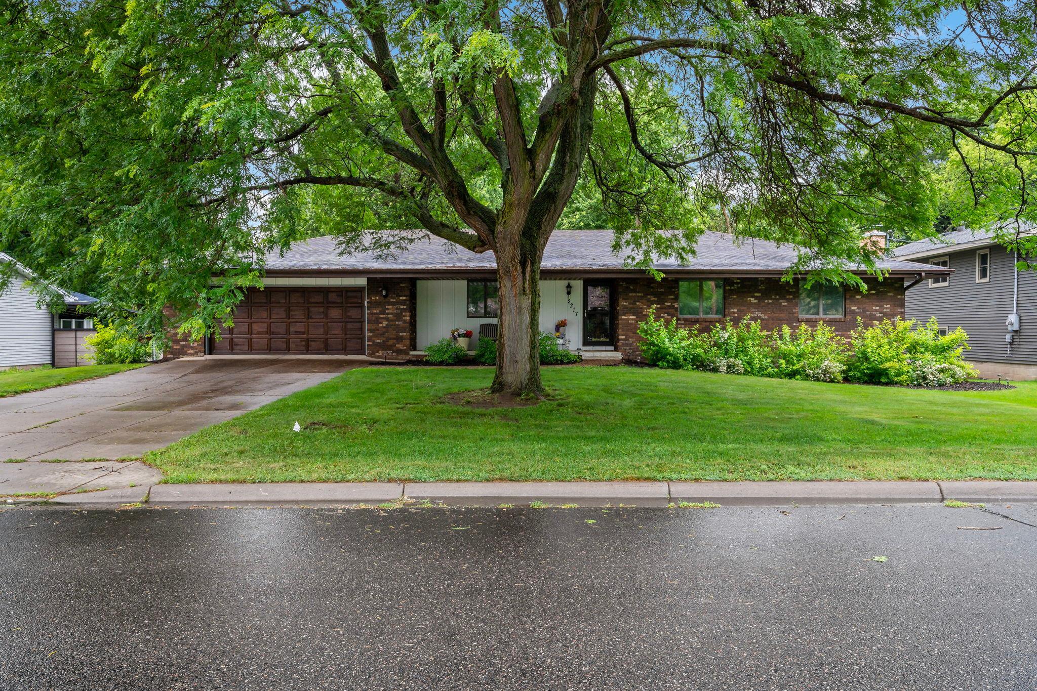 2217 Ripley Avenue
