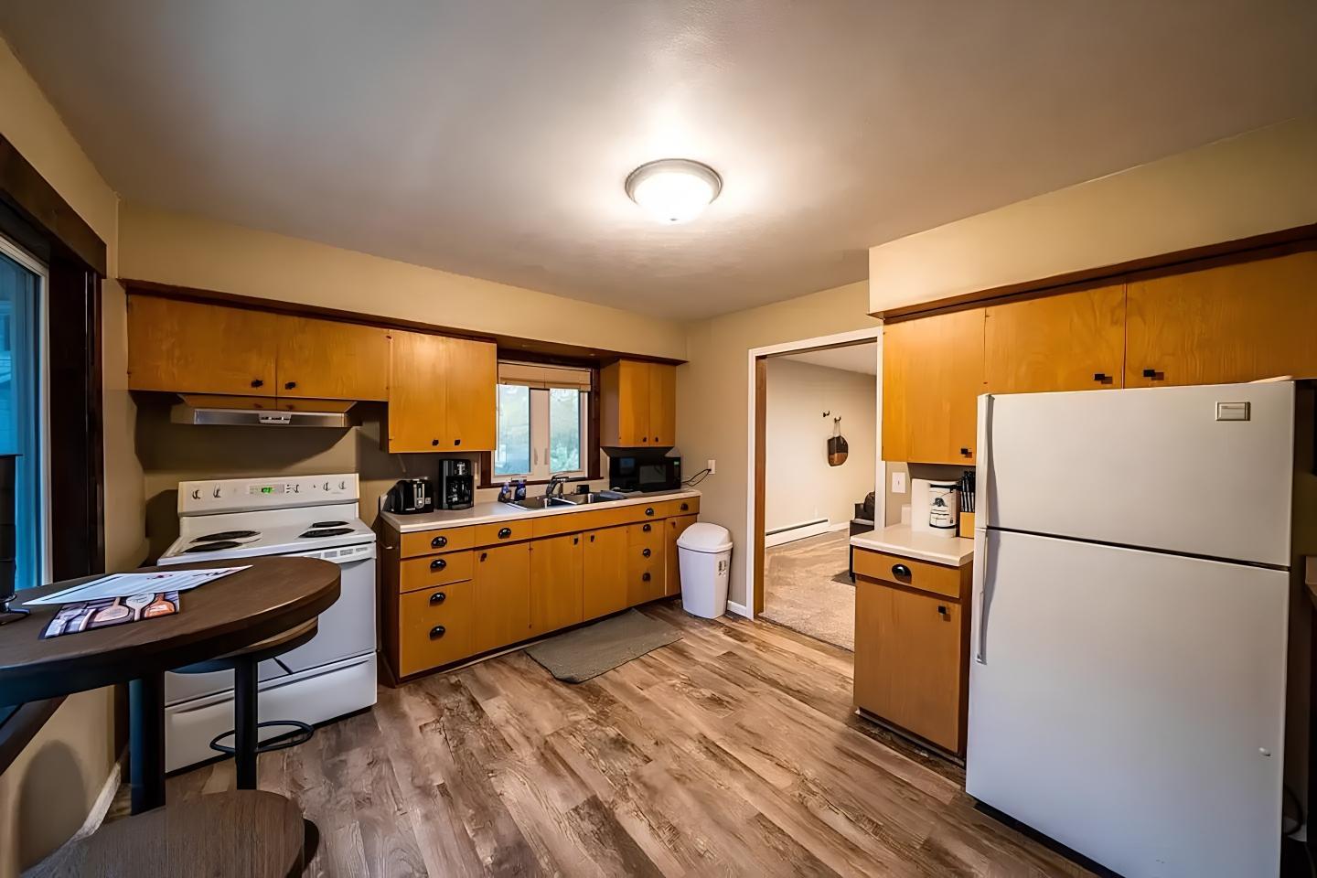 1110 W Lake Drive