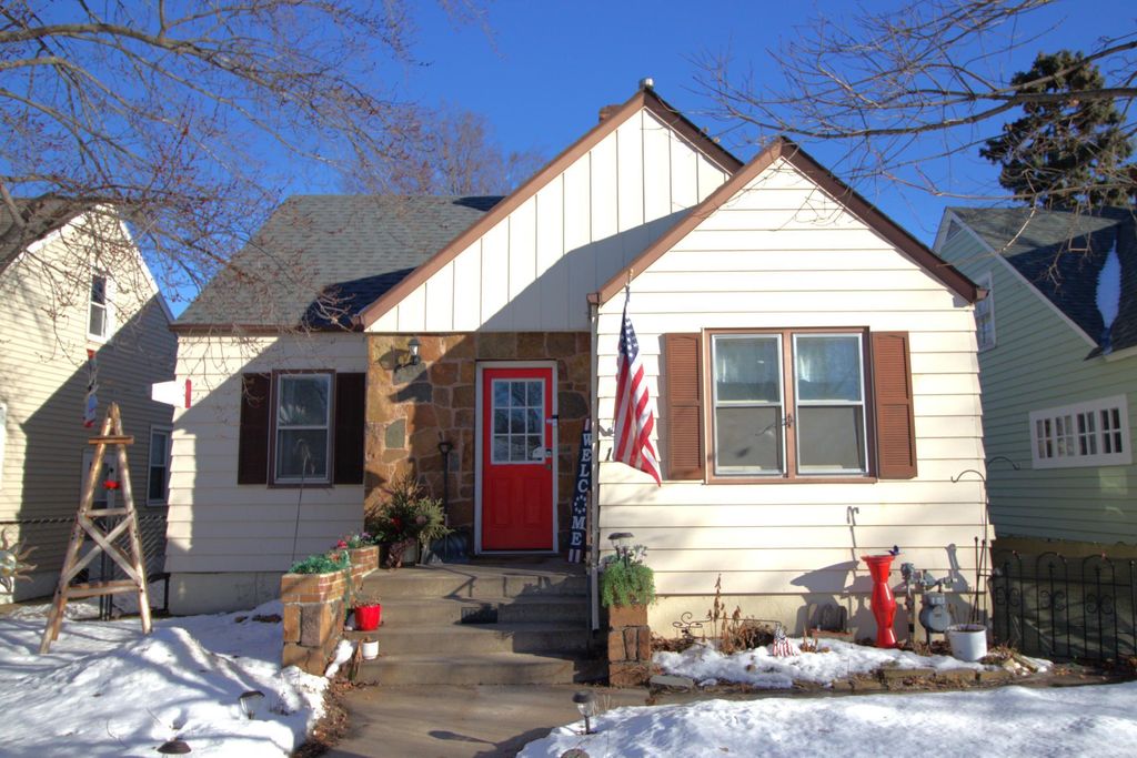 Photo of 1020 12th Avenue S, Saint Cloud, MN 56301 (MLS # 7008927)