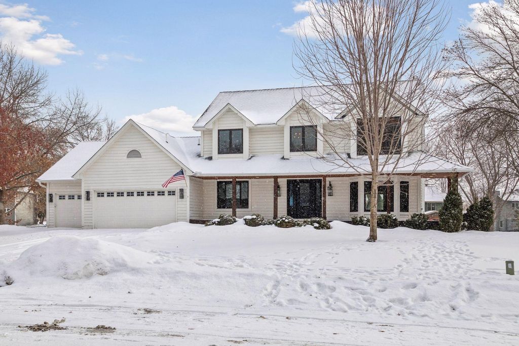 Photo of 13620 Georgia Drive, Apple Valley, MN 55124 (MLS # 7011279)