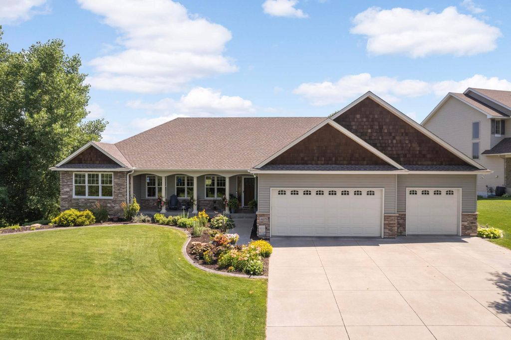 Photo of 14275 Geneva Avenue N, Hugo, MN 55038 (MLS # 7036775)