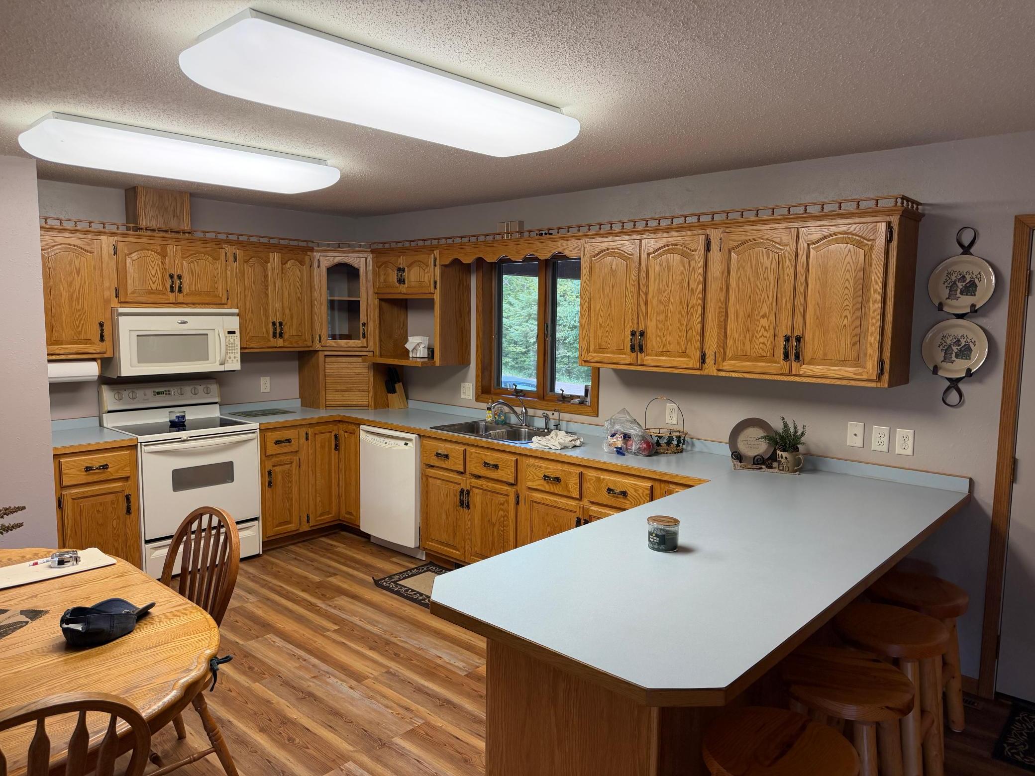24425 Hickory Trail