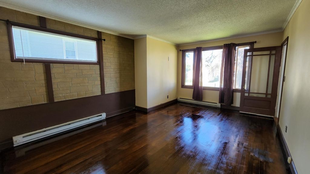 Photo of 118 12th Street S, Virginia, MN 55792 (MLS # 6823233)