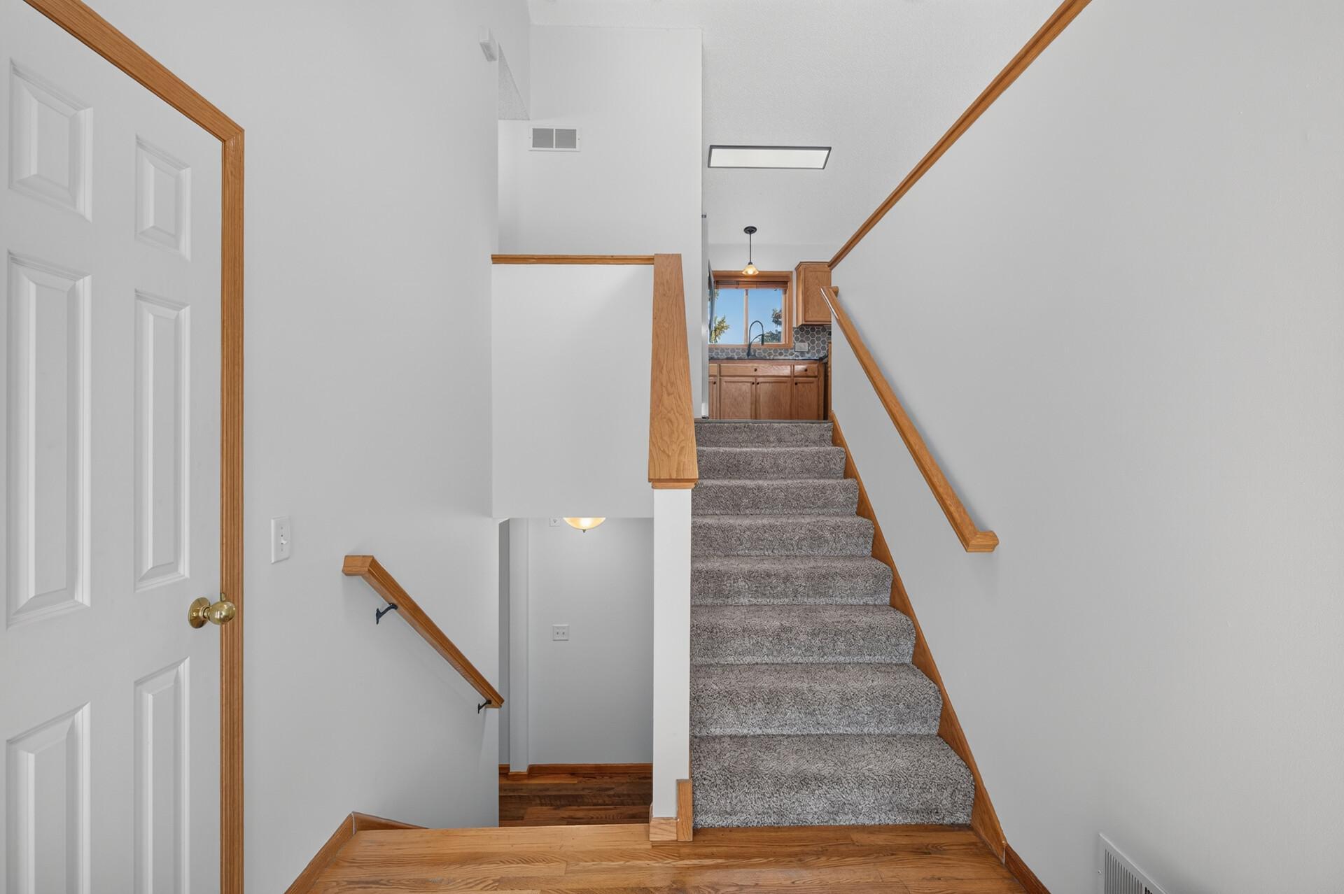 911 Cobblestone Lane