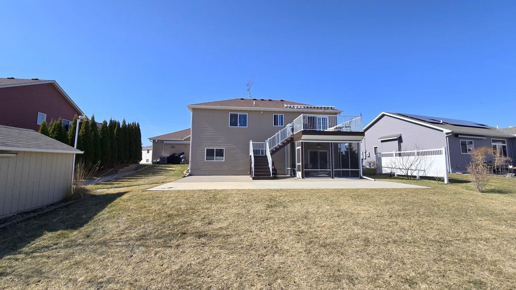 Photo of 1672 20th Avenue NE, Sauk Rapids, MN 56379 (MLS # 7046330)