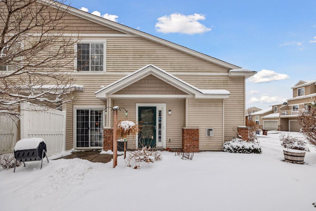Photo of 17776 66th Avenue N #17776, Maple Grove, MN 55311 (MLS # 7023915)