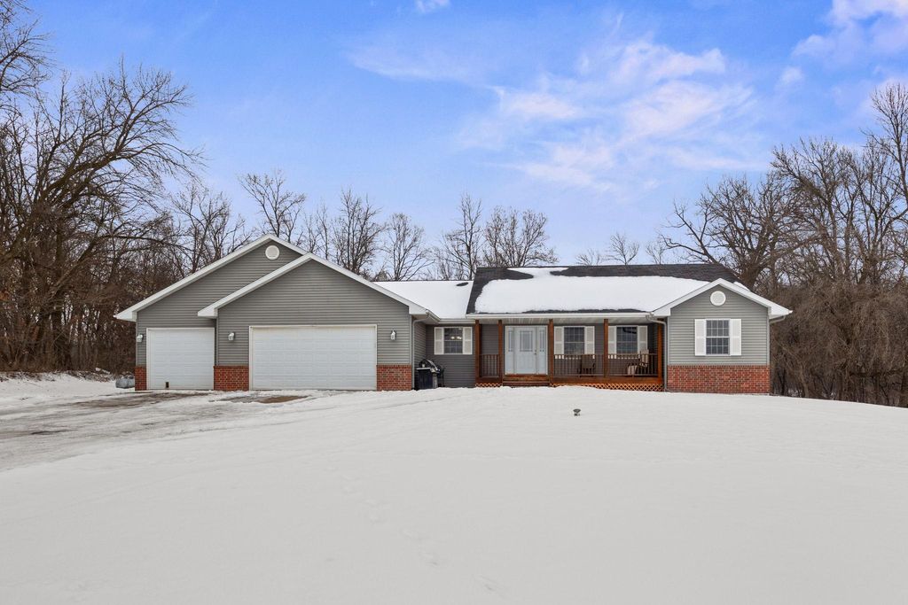 Photo of 1492 County Road 30 SW, Montrose, MN 55363 (MLS # 7006281)