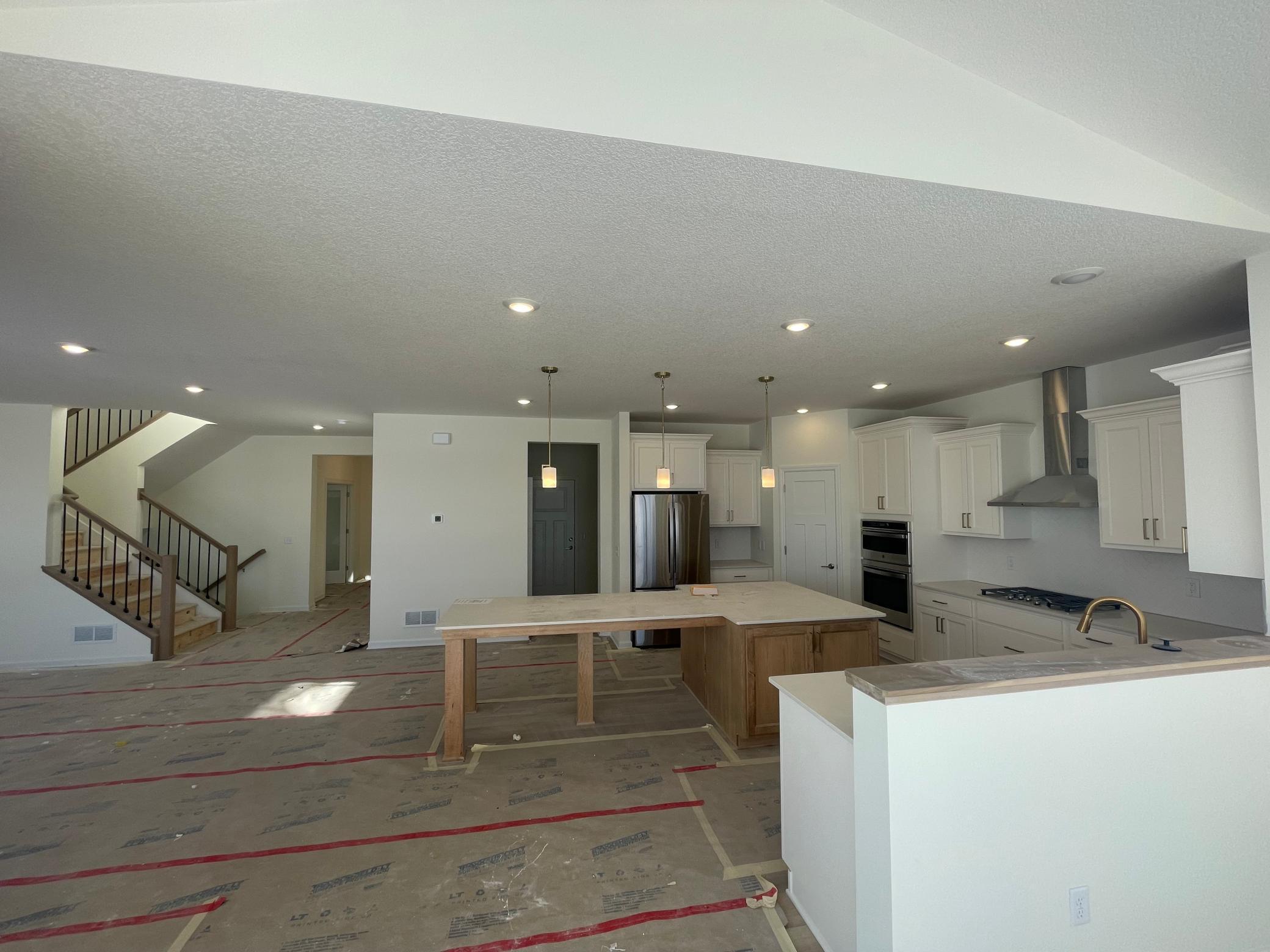 15799 Granada Avenue N