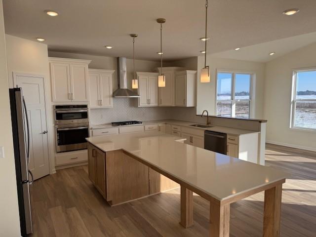 15799 Granada Avenue N