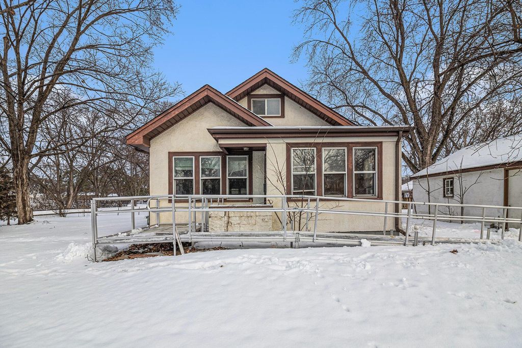 Photo of 4500 Ewing Avenue N, Robbinsdale, MN 55410 (MLS # 7016344)
