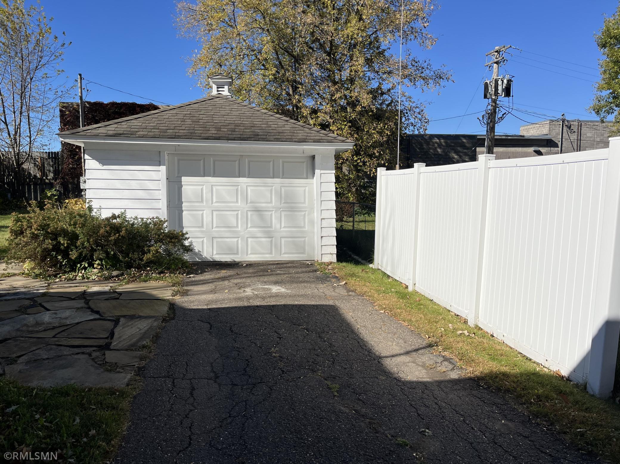 315 1st Avenue SE