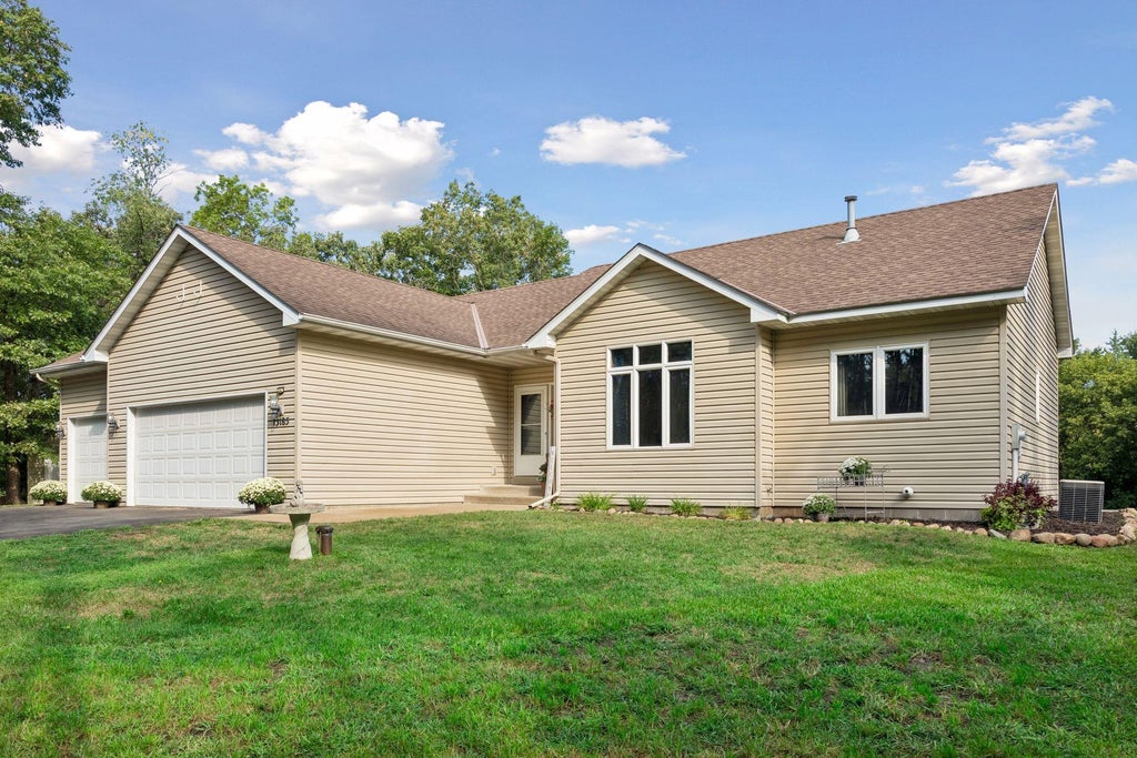 Photo of 13185 Island View Drive NW, Elk River, MN 55330 (MLS # 7123152)