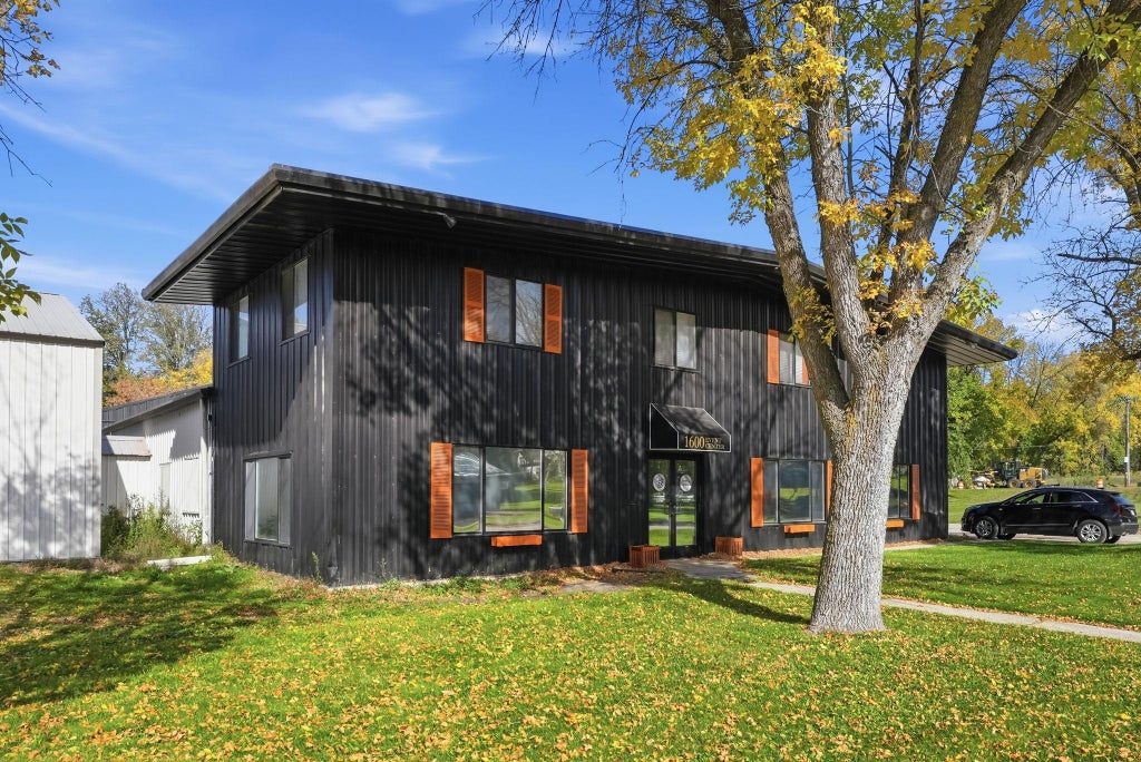 Photo of 1600 11th Avenue NE, Willmar, MN 56201 (MLS # 7158918)