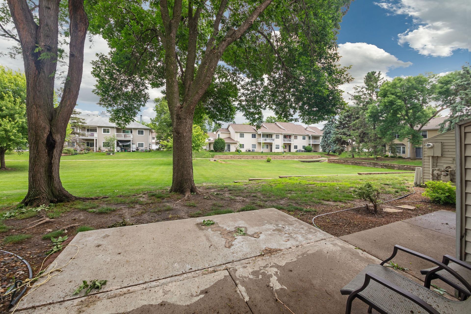 4163 Maureen Drive NE