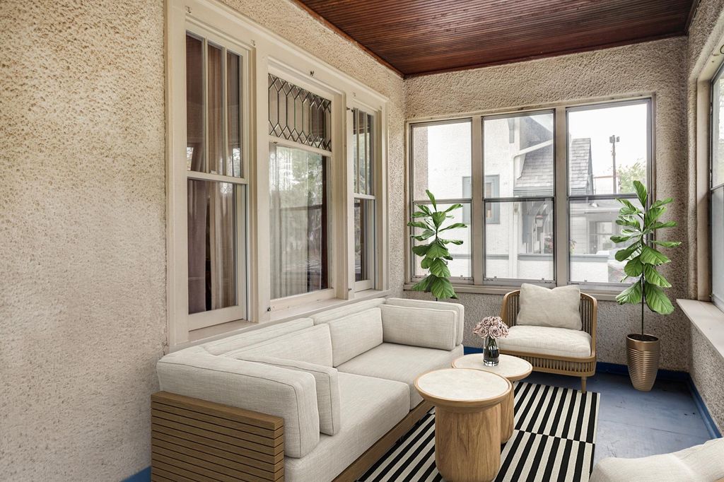 Photo of 1910 Franklin Avenue SE, Minneapolis, MN 55414 (MLS # 6824413)