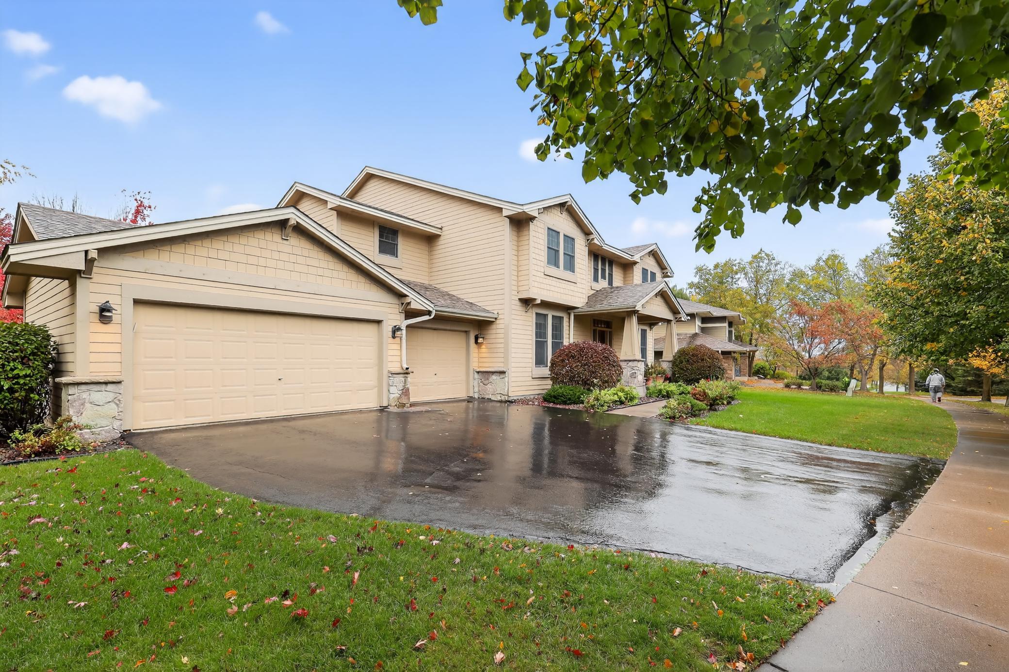 10741 Hawthorn Trail