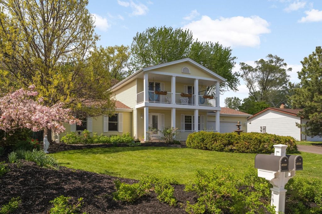 Photo of 14451 Guthrie Way, Apple Valley, MN 55124 (MLS # 7037004)