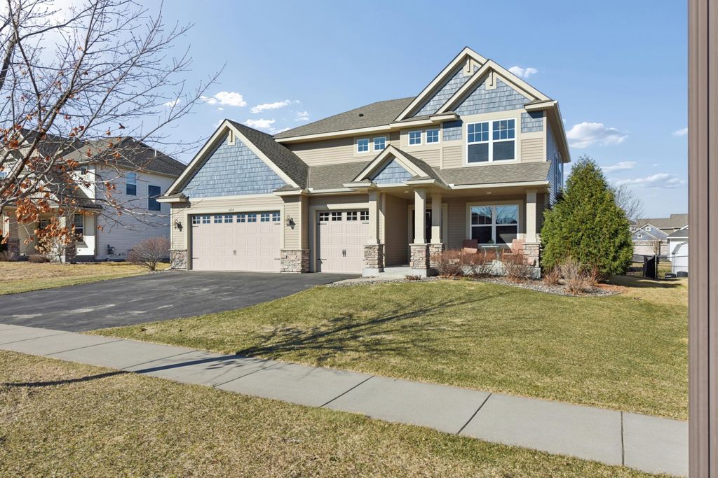 Photo of 6864 Jewel Avenue S, Cottage Grove, MN 55016 (MLS # 7001347)