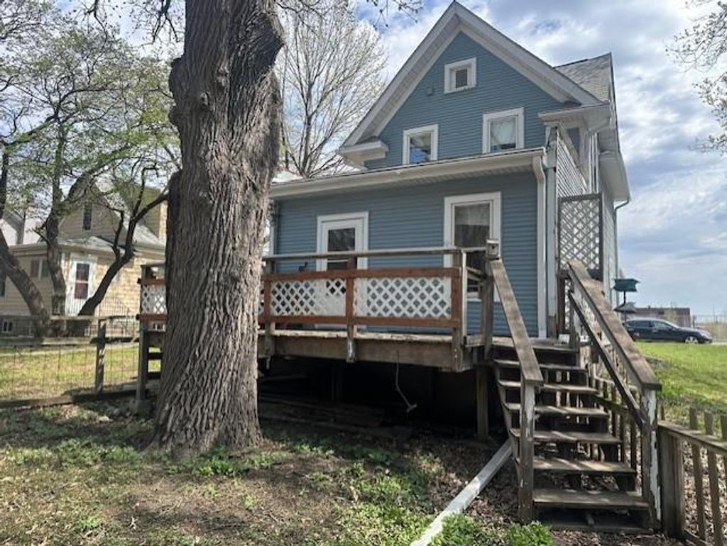 Photo of 236 Emerald Street SE, Minneapolis, MN 55414 (MLS # 7059274)