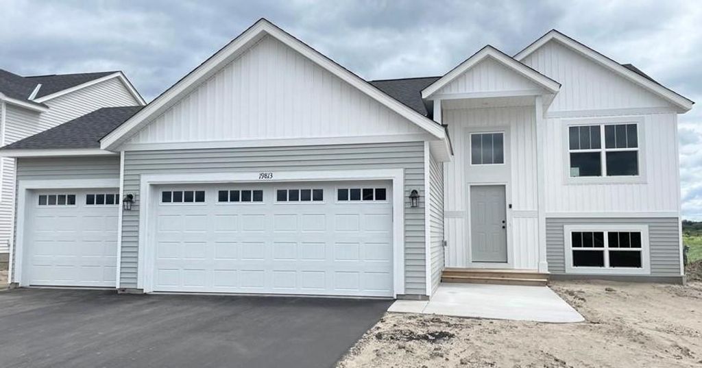 Photo of 19813 English Avenue N, Forest Lake, MN 55025 (MLS # 7022972)