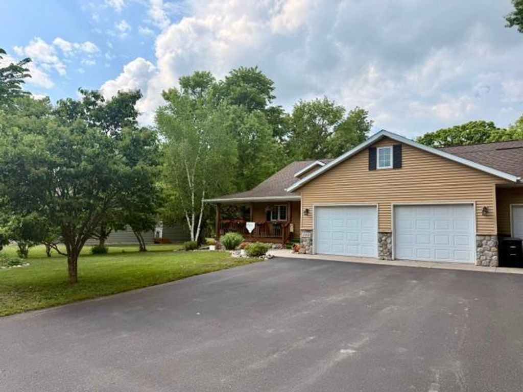 Photo of 1212 Parkview Drive SW, Little Falls, MN 56345 (MLS # 7084681)