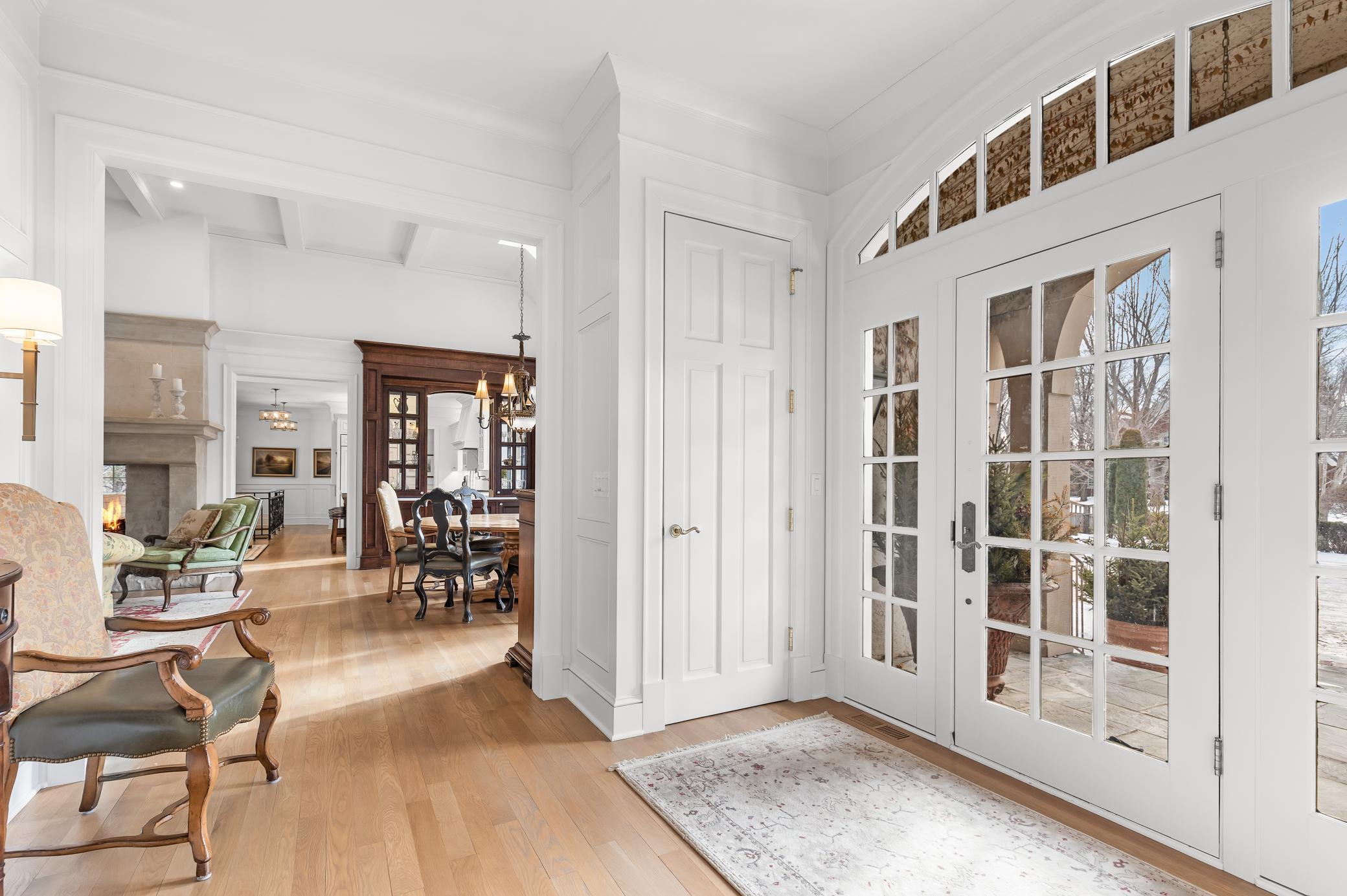 325 Highcroft Lane