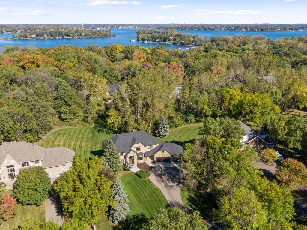 Photo of 27740 Brynmawr Place, Shorewood, MN 55331 (MLS # 6824320)