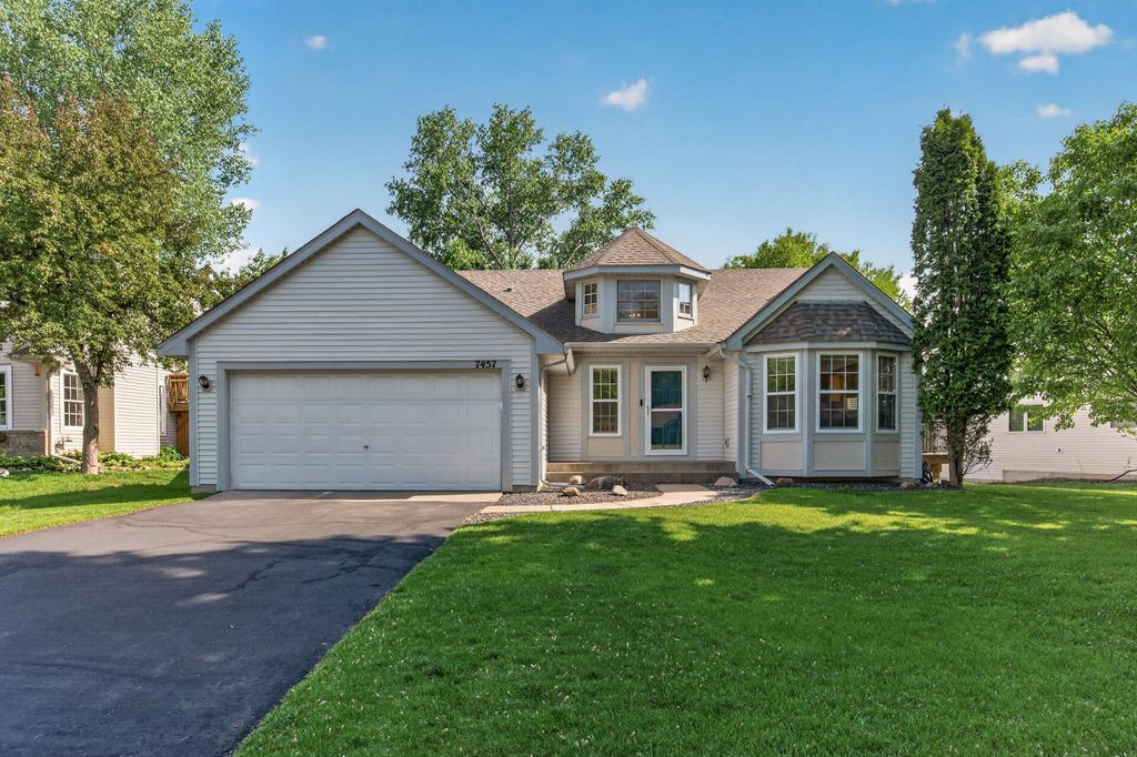 Photo of 7457 54th Street N, Oakdale, MN 55128 (MLS # 7080865)