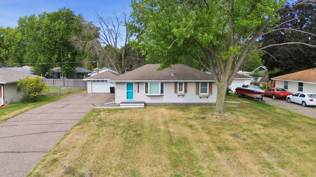 Photo of 11550 Kumquat Street NW, Coon Rapids, MN 55448 (MLS # 7121248)
