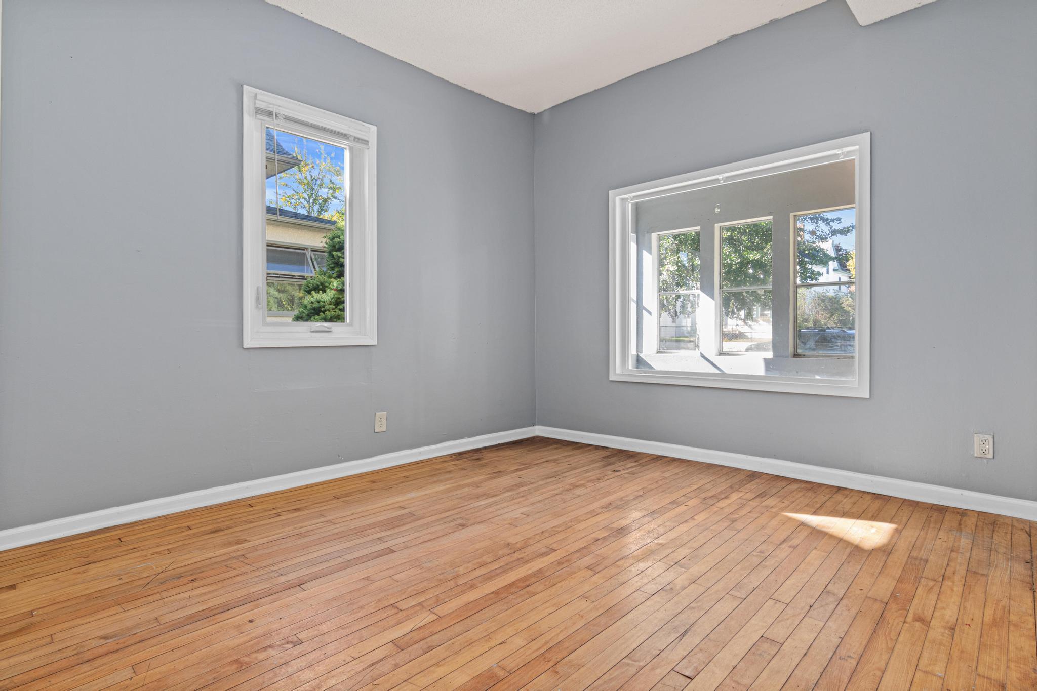 1098 Woodbridge Street