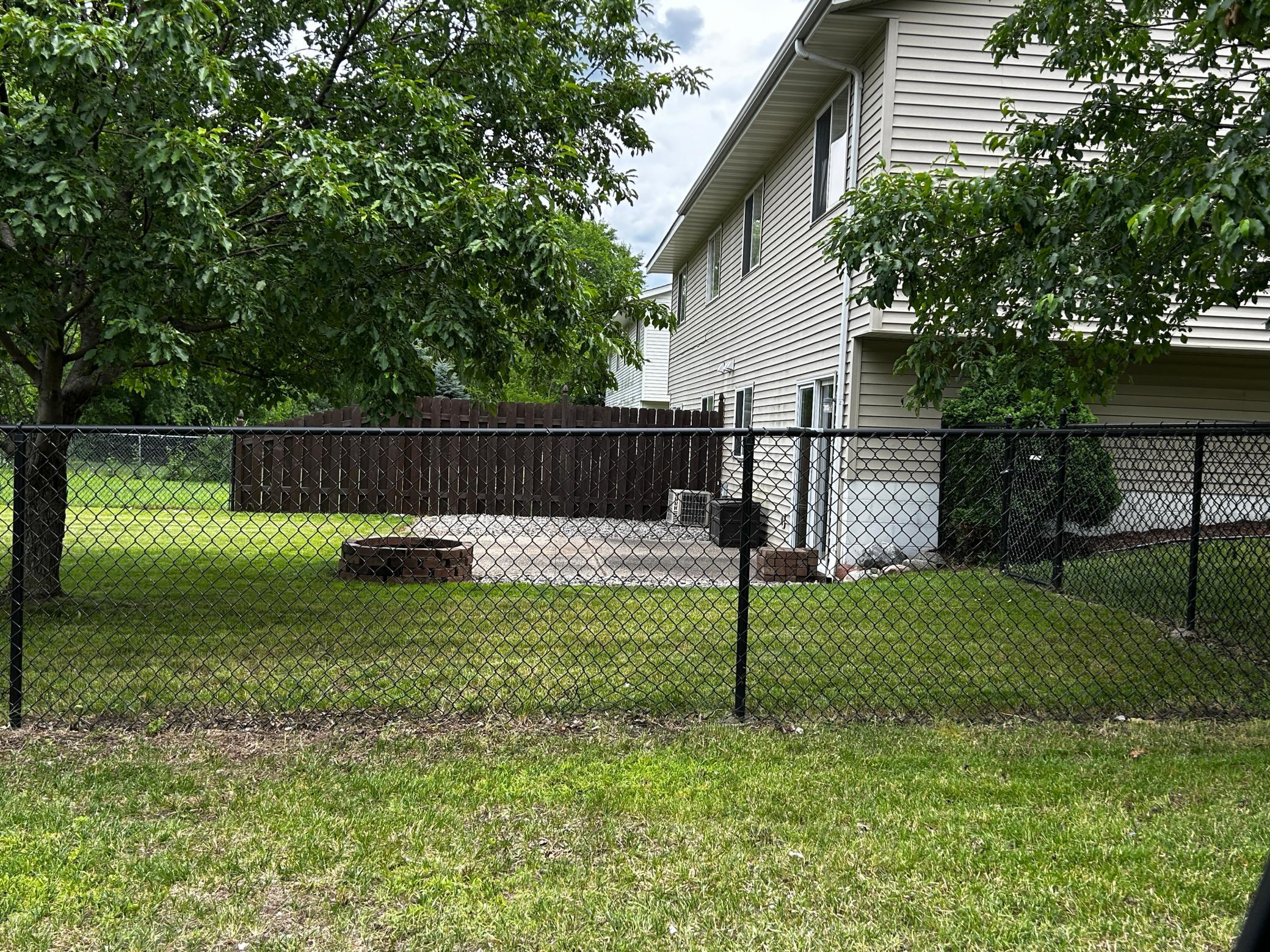 1401 Mcintosh Circle