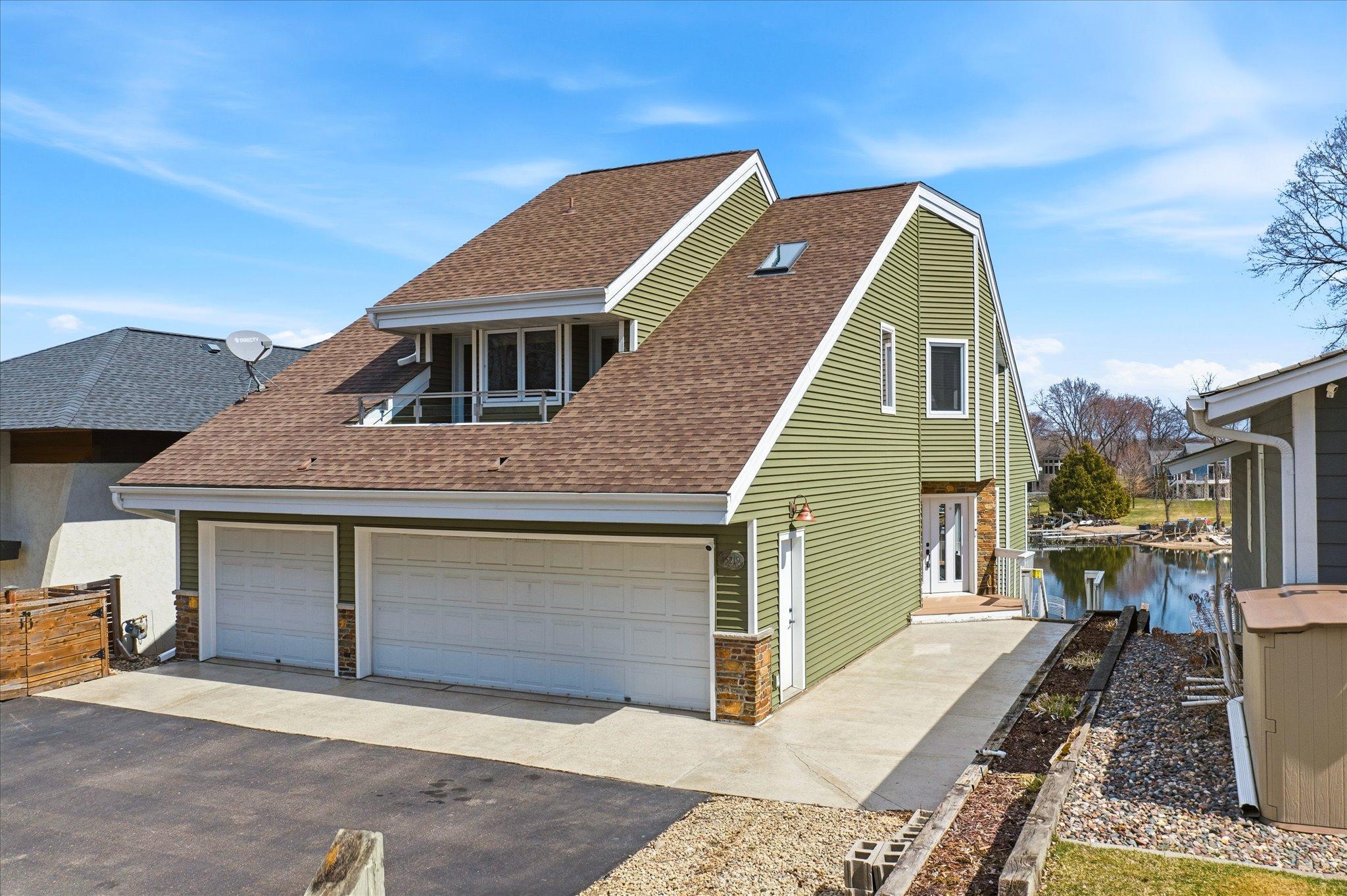 Prior Lake, Minnesota, 55372, United States, 4 Bedrooms Bedrooms, ,3 BathroomsBathrooms,Residential,Active,2035642
